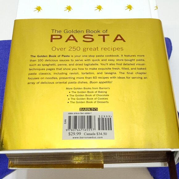 The Golden Book Of Pasta Hardcover Cookbook With Over 250 Recipes By Barrons - Picture 2 of 12